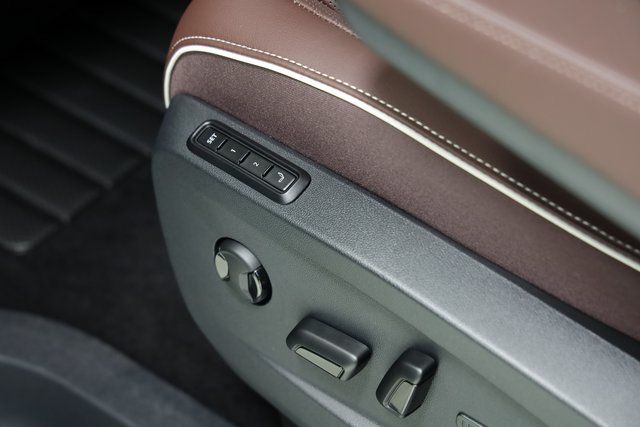 2025 Volkswagen ID. Buzz PRO S - Photo 26