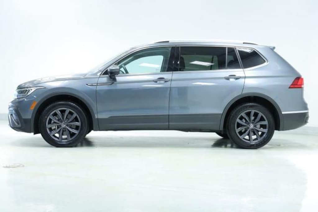 Certified 2023 Volkswagen Tiguan 2.0T SE SUV