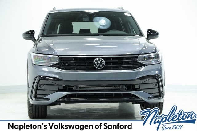 2024 Volkswagen Tiguan SE R-Line Black photo 2