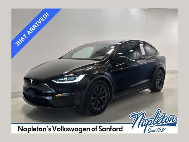 2024 Tesla Model X Long Range's photo