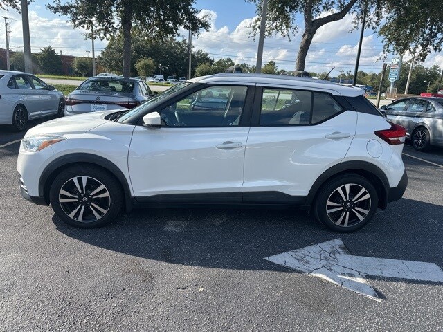 2018 Nissan Kicks SV photo 2