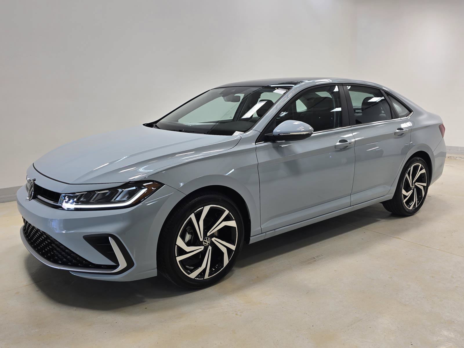 2027 Volkswagen Jetta 1.5T SEL Sedan