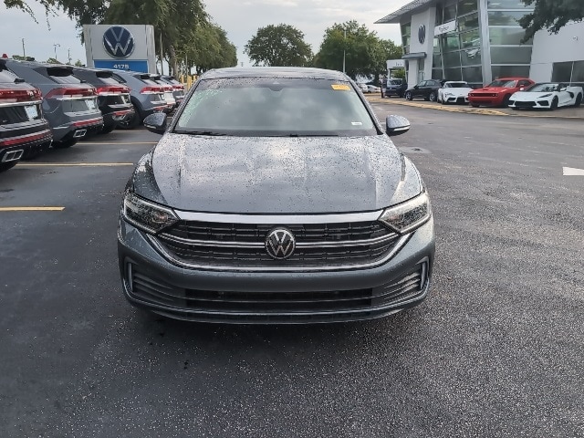 Used 2022 Volkswagen Jetta SEL with VIN 3VWGM7BU9NM025993 for sale in Sanford, FL