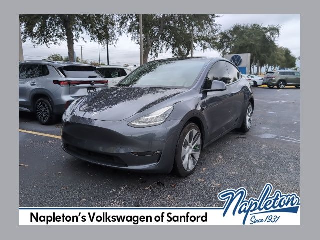 2023 Tesla Model Y Long Range's photo