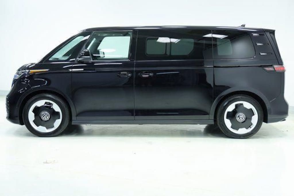 New 2025 Volkswagen ID. Buzz Pro S Van Passenger Van