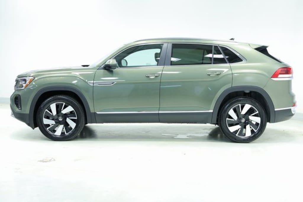 New 2026 Volkswagen Atlas Cross Sport 2.0T SEL SUV