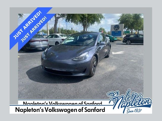 2023 Tesla Model 3 -'s photo