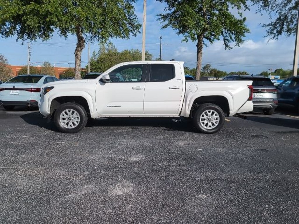 Used 2025 Toyota Tacoma SR5 Truck