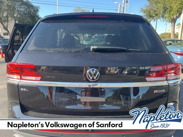 2022 Volkswagen Atlas SEL photo 4