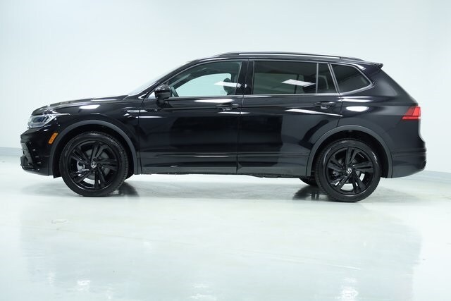 2024 Volkswagen Tiguan SE R-Line Black photo 4