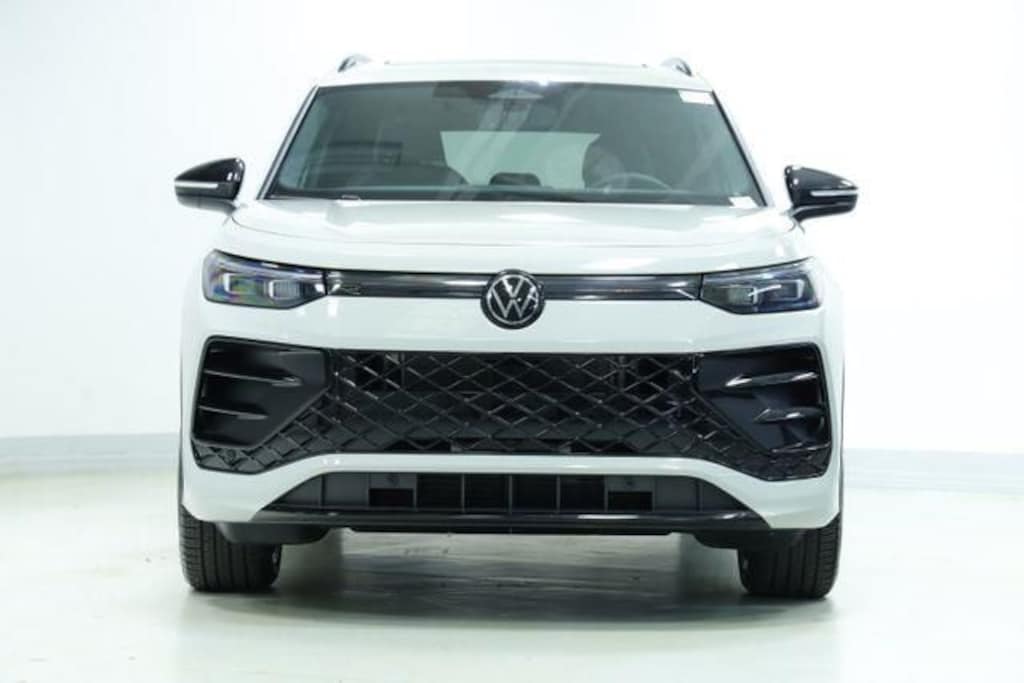 New 2026 Volkswagen Tiguan 2.0T SE R-Line Black SUV