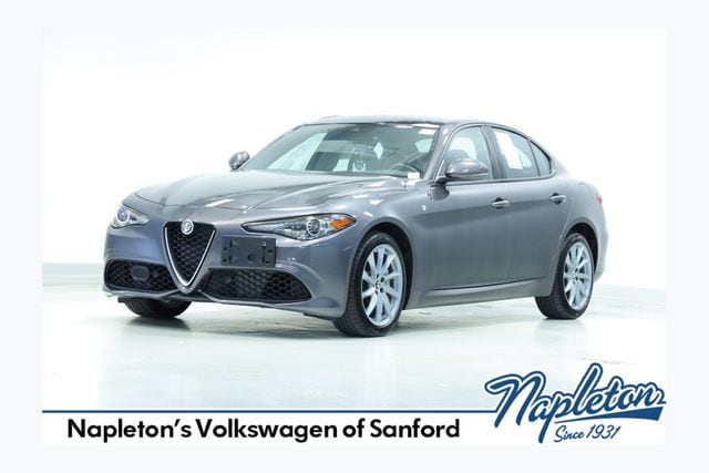 2022 Alfa Romeo Giulia Ti's photo