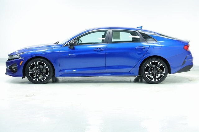 2022 Kia K5 GT-Line photo 4
