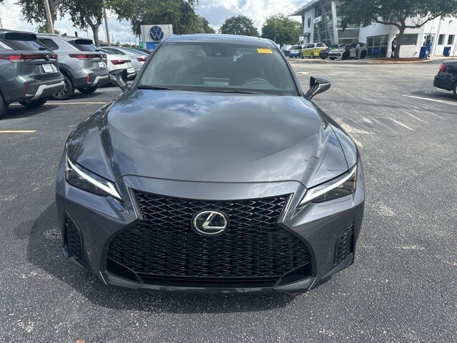2025 Lexus IS 350 F SPORT photo 2