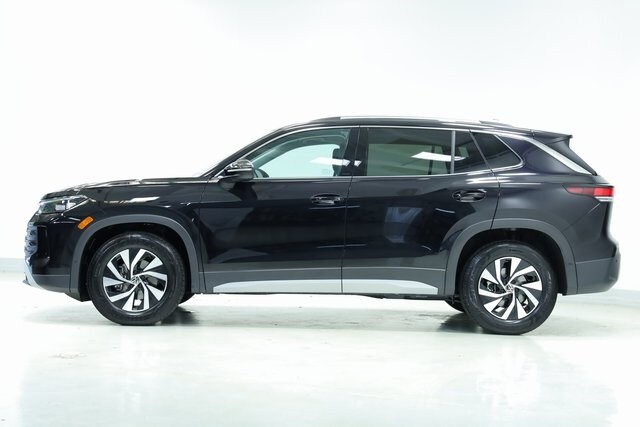 2025 Volkswagen Tiguan S photo 4