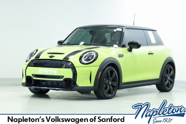 2023 MINI 3 Door