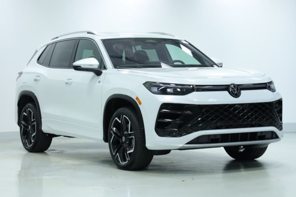 New 2026 Volkswagen Tiguan 2.0T SEL R-Line Turbo SUV