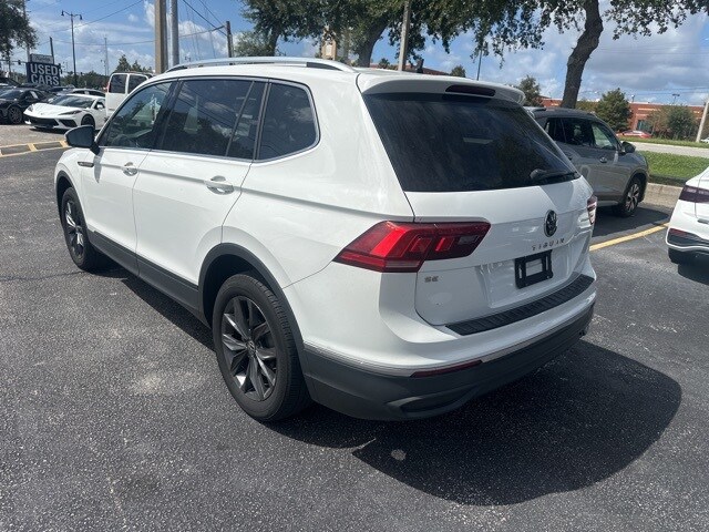 2022 Volkswagen Tiguan SE photo 3