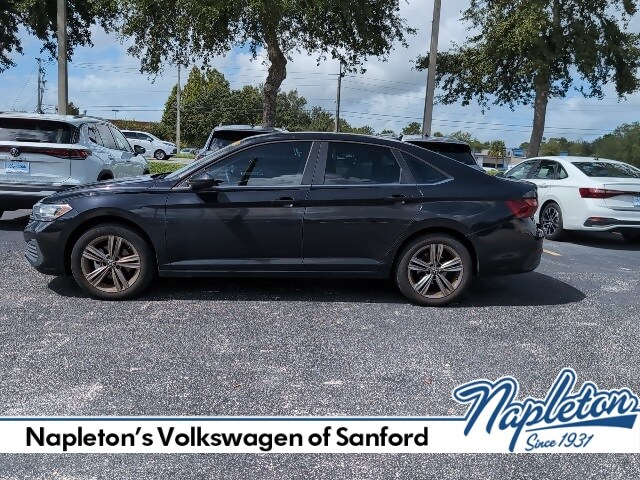 2022 Volkswagen Jetta 1.5T SE photo 3