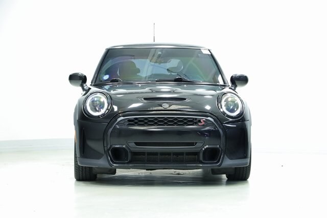 2022 Mini Cooper S Iconic photo 2