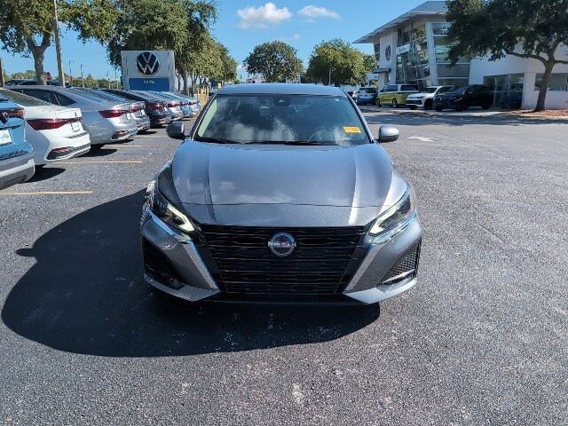 2023 Nissan Altima 2.5 S photo 2