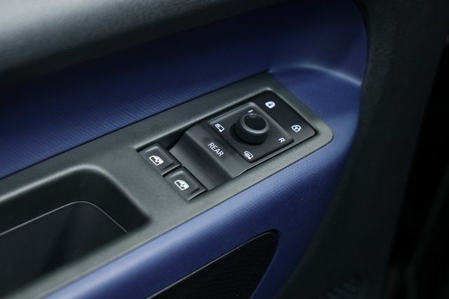 2025 Volkswagen ID. Buzz PRO S - Photo 27