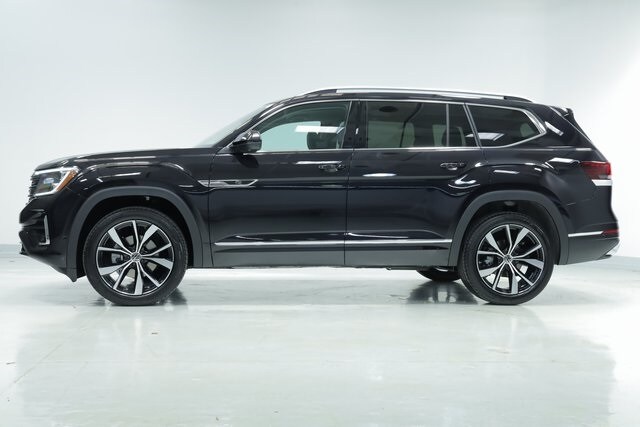2025 Volkswagen Atlas SEL Premium R-Line photo 4