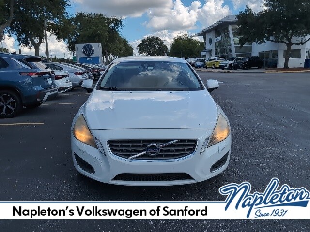 2012 Volvo S60 T5 photo 2