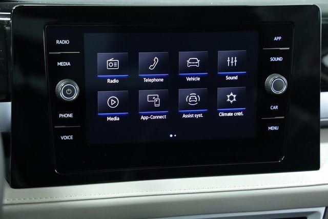 2025 Volkswagen Taos SE - Photo 16