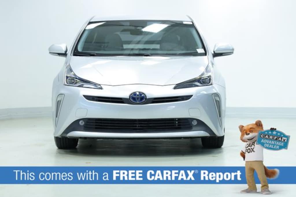 Used 2022 Toyota Prius L Hatchback