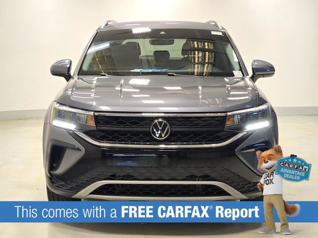 Used 2024 Volkswagen Taos SE with VIN 3VVSX7B24RM046180 for sale in Oakbrook Terrace, IL