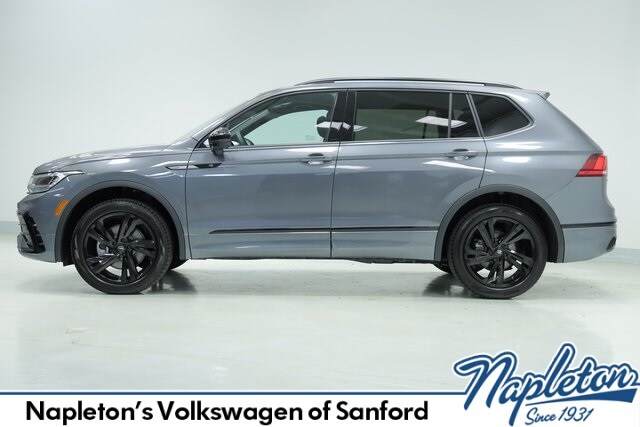 2024 Volkswagen Tiguan SE R-Line Black photo 4