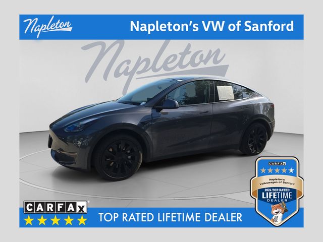 2022 Tesla Model Y Long Range Dual Motor All-Wheel Drive's photo