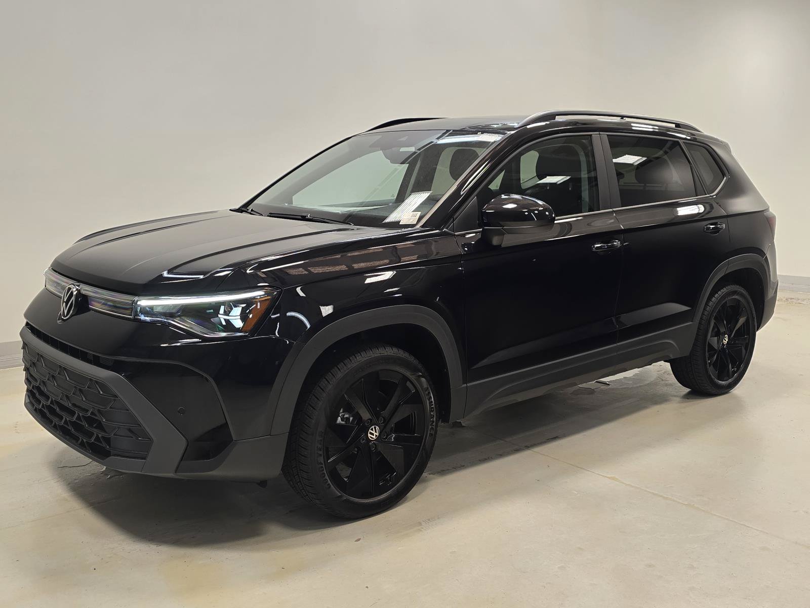 2027 Volkswagen Tiguan SE SUV