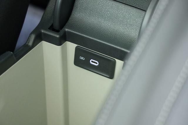2025 Volkswagen Jetta SE - Photo 26