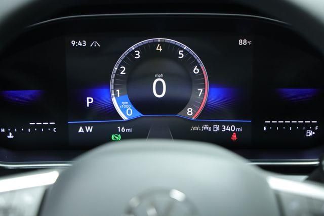 2025 Volkswagen Jetta SE - Photo 14