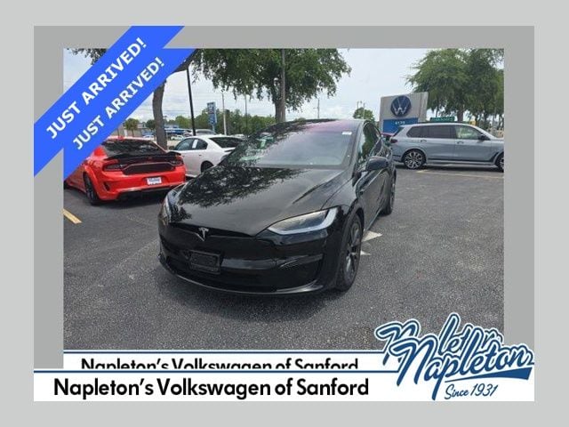 2024 Tesla Model X Long Range's photo