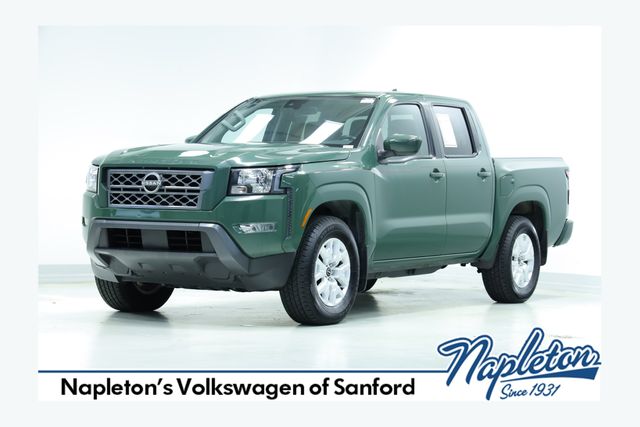 2022 Nissan Frontier SV's photo