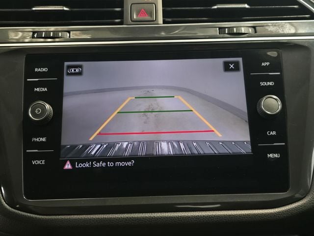 2022 Volkswagen Tiguan SE - Photo 29