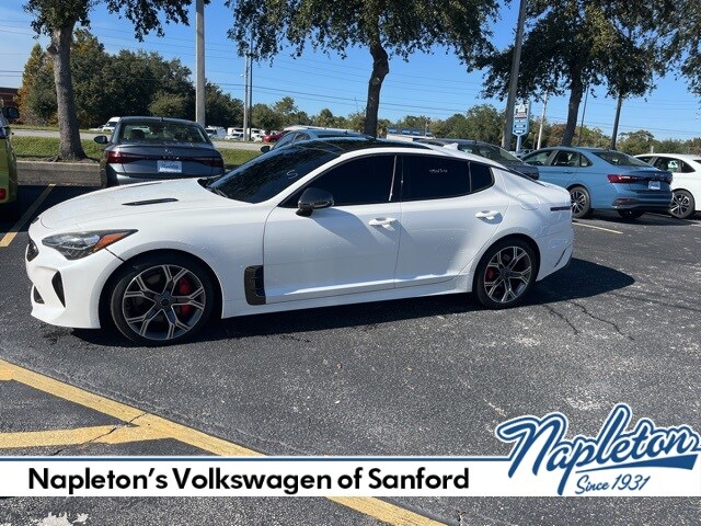 2018 Kia Stinger GT2 photo 2