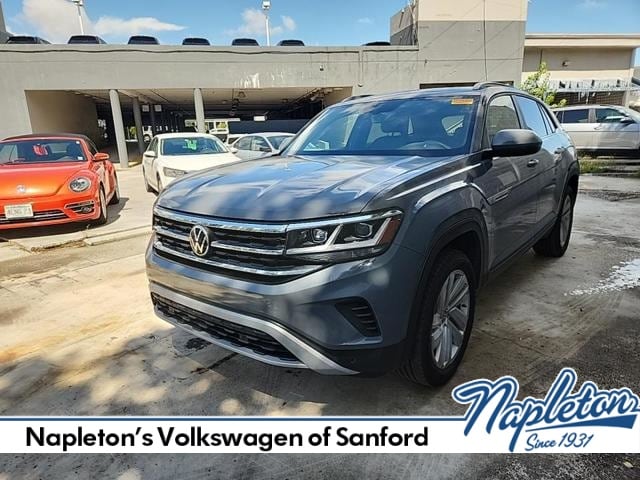 2022 Volkswagen Atlas Cross Sport SE w/Tech