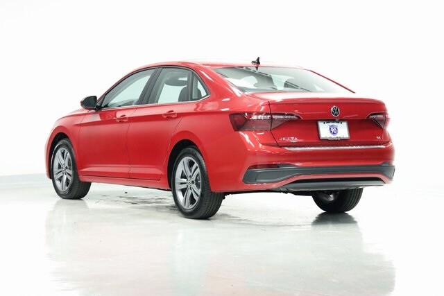 2024 Volkswagen Jetta 1.5T SE photo 4