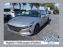 2022 Hyundai Elantra SEL Sedan