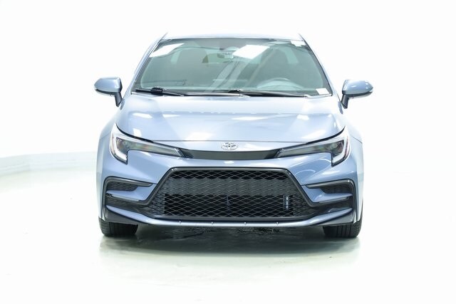 2024 Toyota Corolla SE photo 2