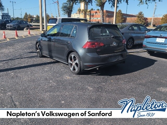 2016 Volkswagen Golf GTI Autobahn photo 3