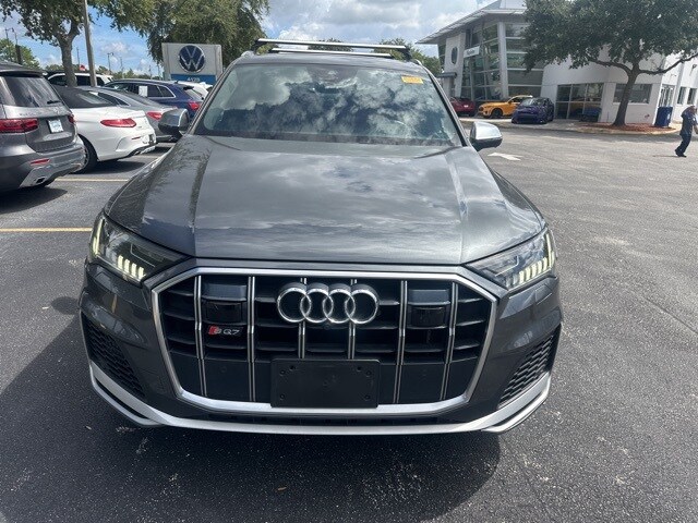 2022 Audi SQ7 Prestige photo 2