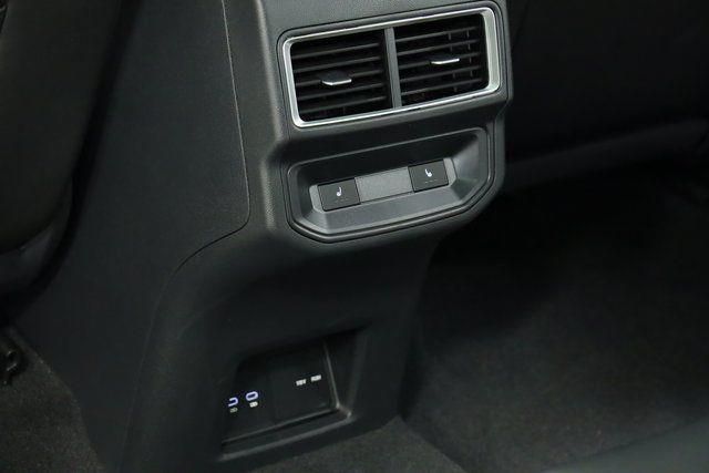 2025 Volkswagen Atlas Cross Sport SEL Premium R-LINE - Photo 45