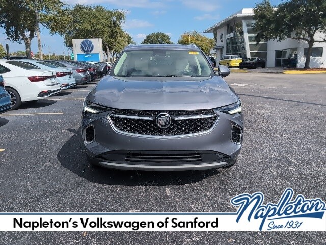 2022 Buick Envision Avenir photo 2