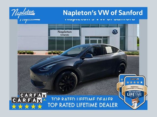 2023 Tesla Model Y Long Range Dual Motor All-Wheel Drive's photo