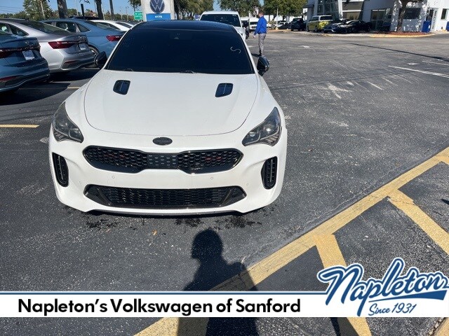 2018 Kia Stinger GT2 photo 3